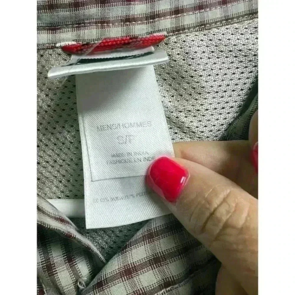 The North Face Men’s Button Down Shirt‎